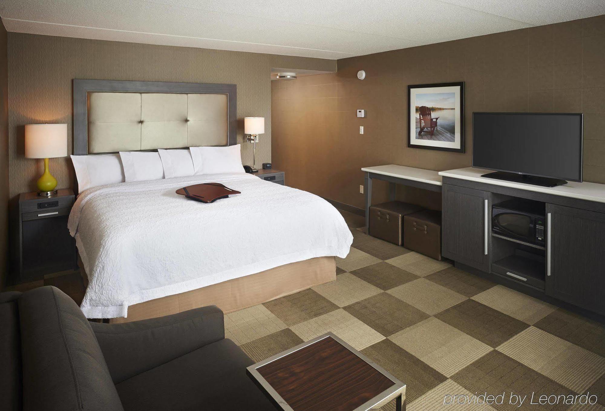 Hampton Inn By Hilton Timmins Exterior foto